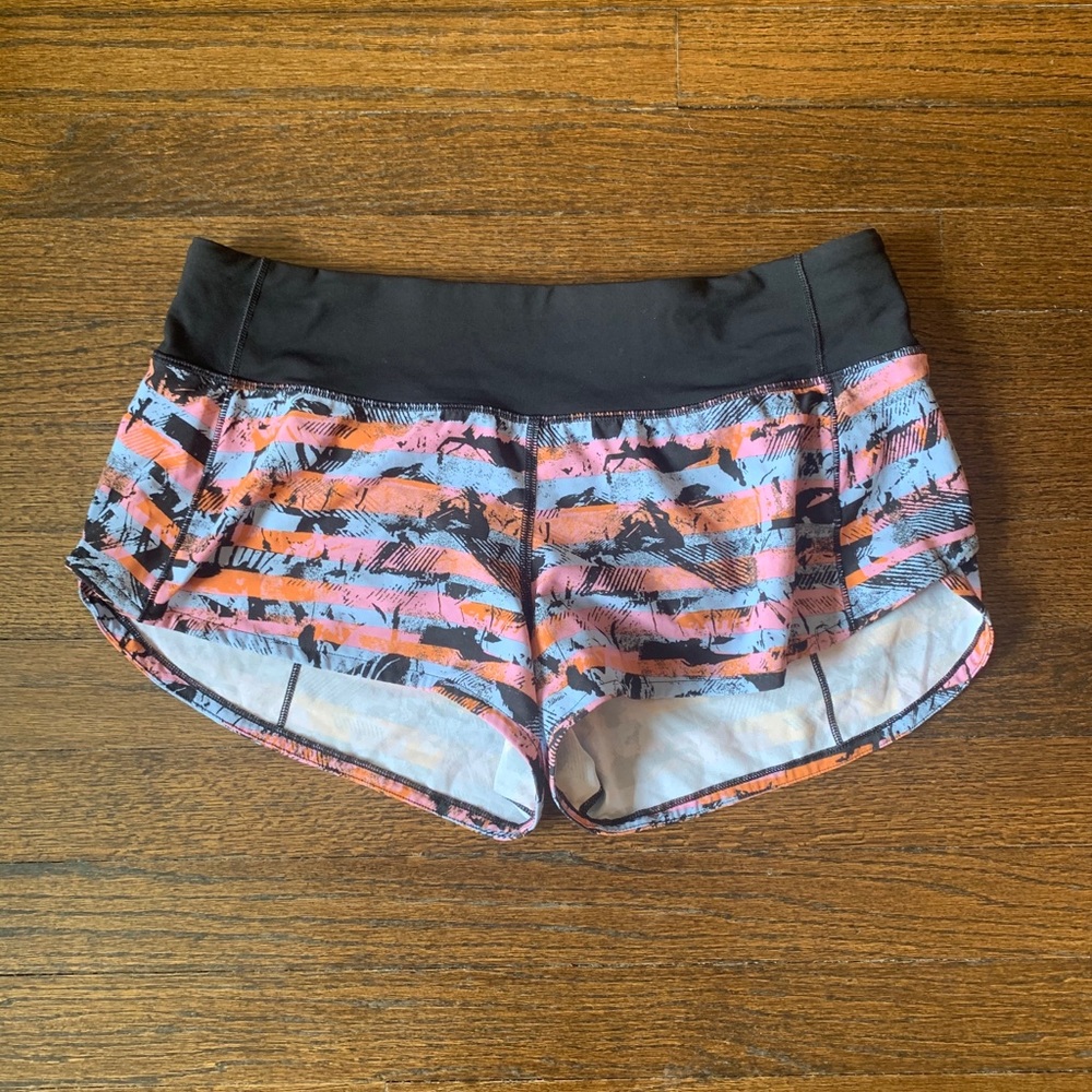 Lululemon Runner Shorts size 6